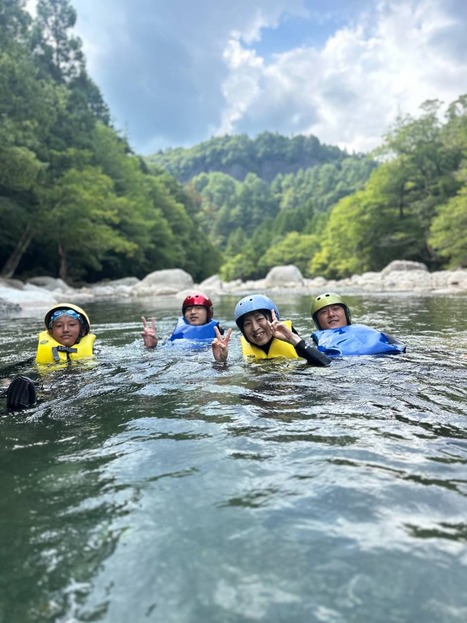 関西,滋賀でのキャニオニングはタオアドベンチャー