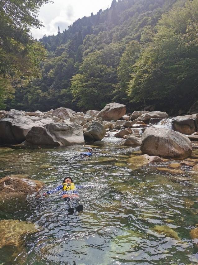 関西,滋賀でのキャニオニングはタオアドベンチャー