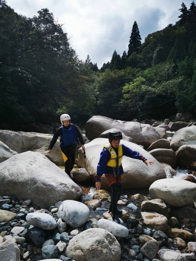 関西,滋賀でのキャニオニングはタオアドベンチャー